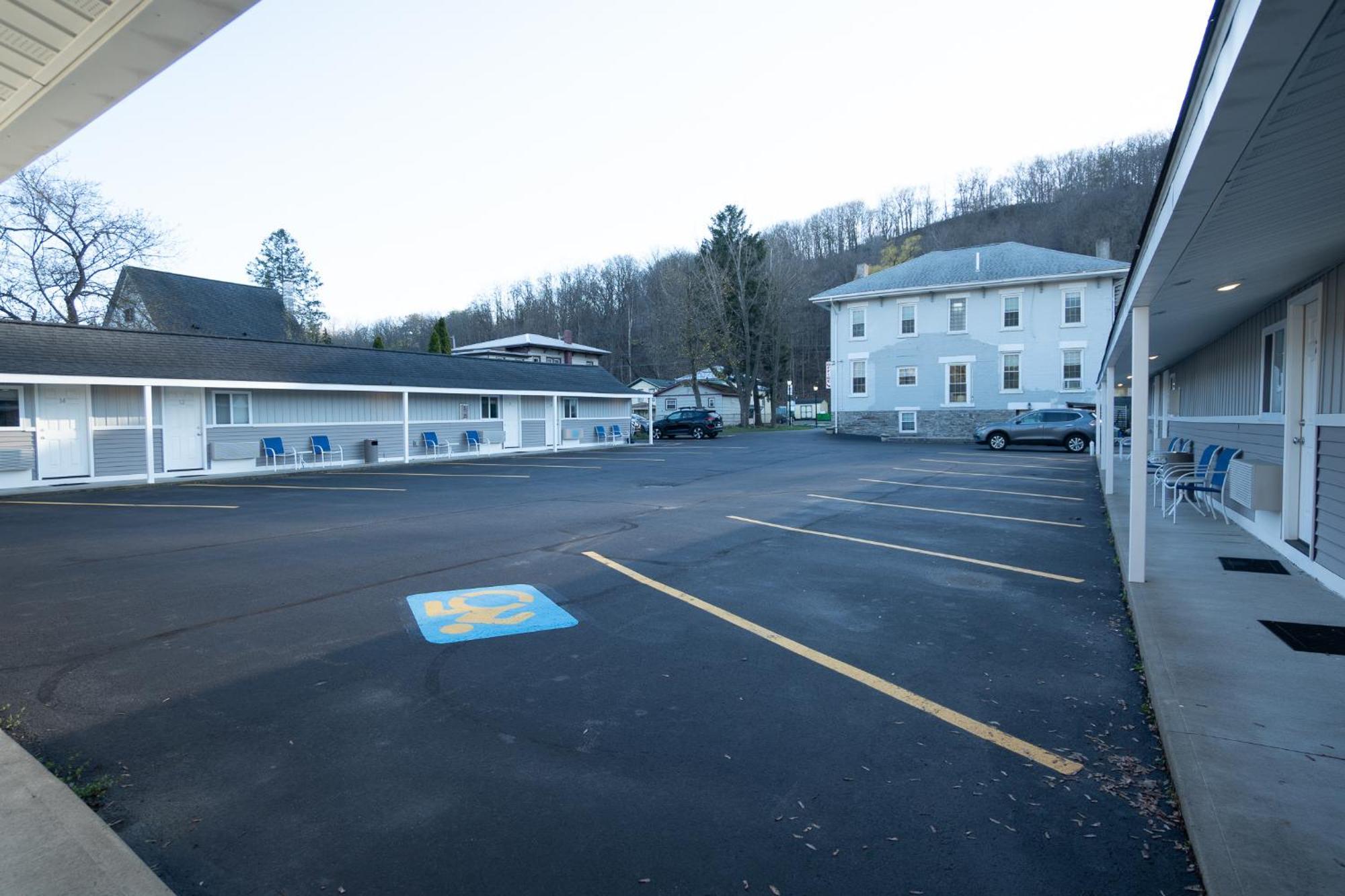 Watkins Motel Уоткинс-Глен Экстерьер фото